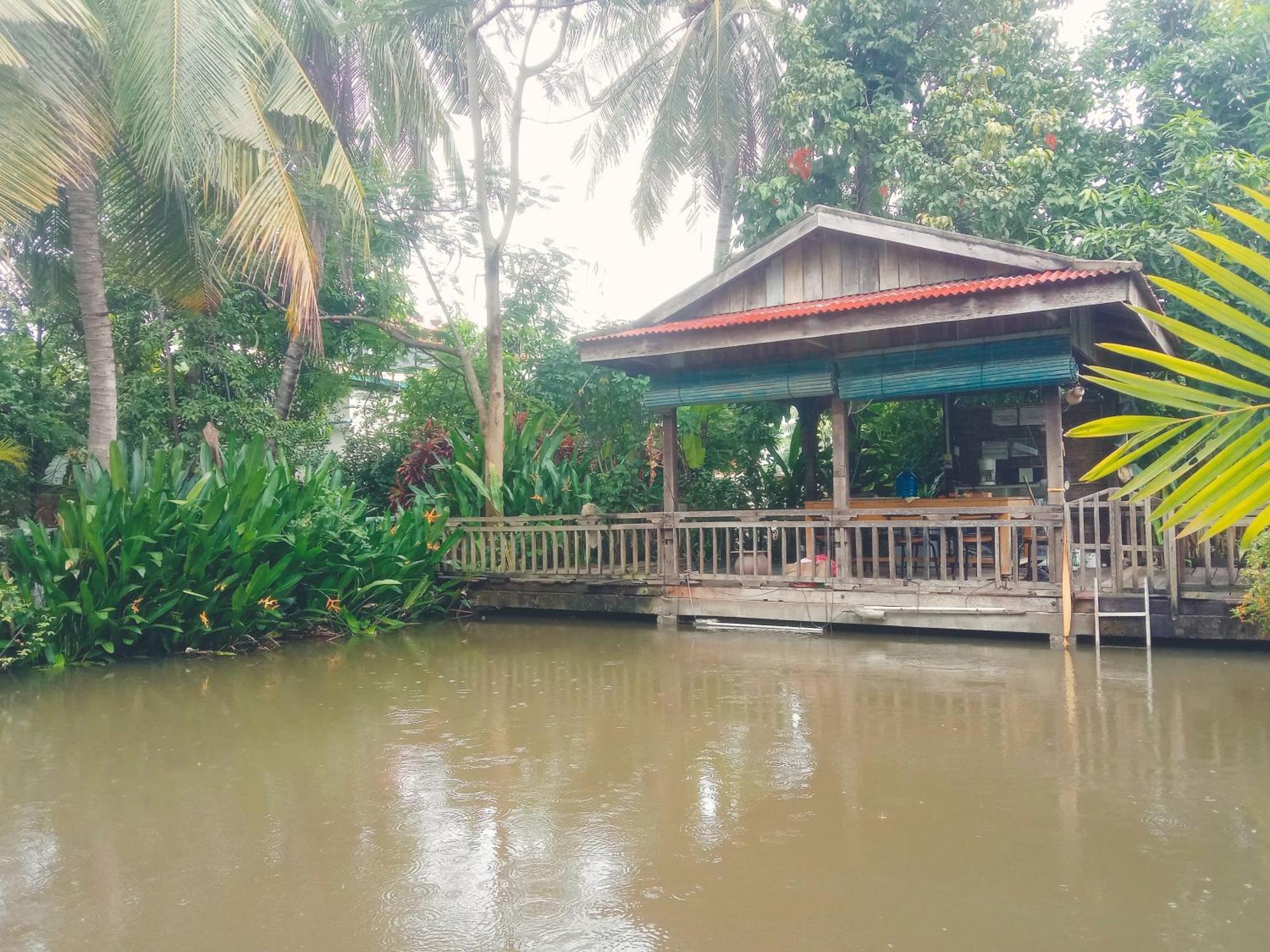 O'Hamok Family Homestay バッタンバン エクステリア 写真