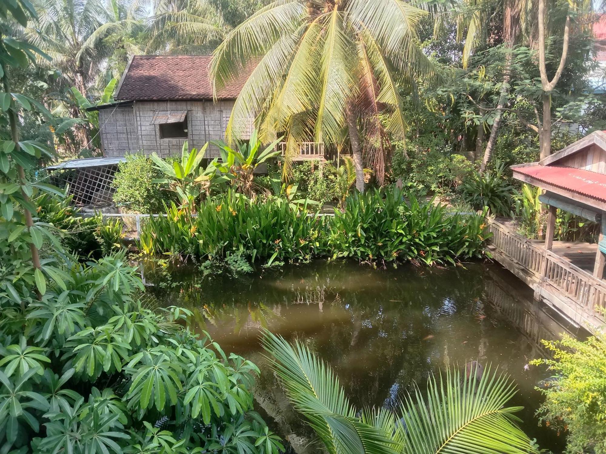 O'Hamok Family Homestay バッタンバン エクステリア 写真